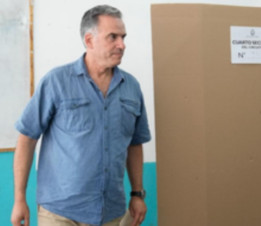 Uruguayan President recognizes opposition candidate Yamandu Orsi as president-elect